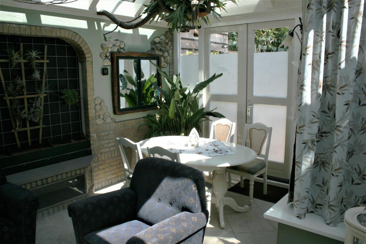 זנדוורט The Butterfly Luxe Appartement Met Private Parking מראה חיצוני תמונה